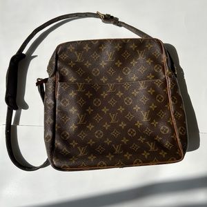 Authentic Louis Vuitton Monogram Marceau GM Shoulder Bag Cross Body
